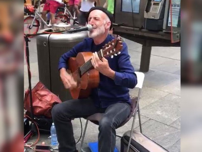 arif lohar s jugni has made it to australia and the rendition from down under is just phenomenal arif lohar s jugni has made it to australia and the rendition from down under is just phenomenal