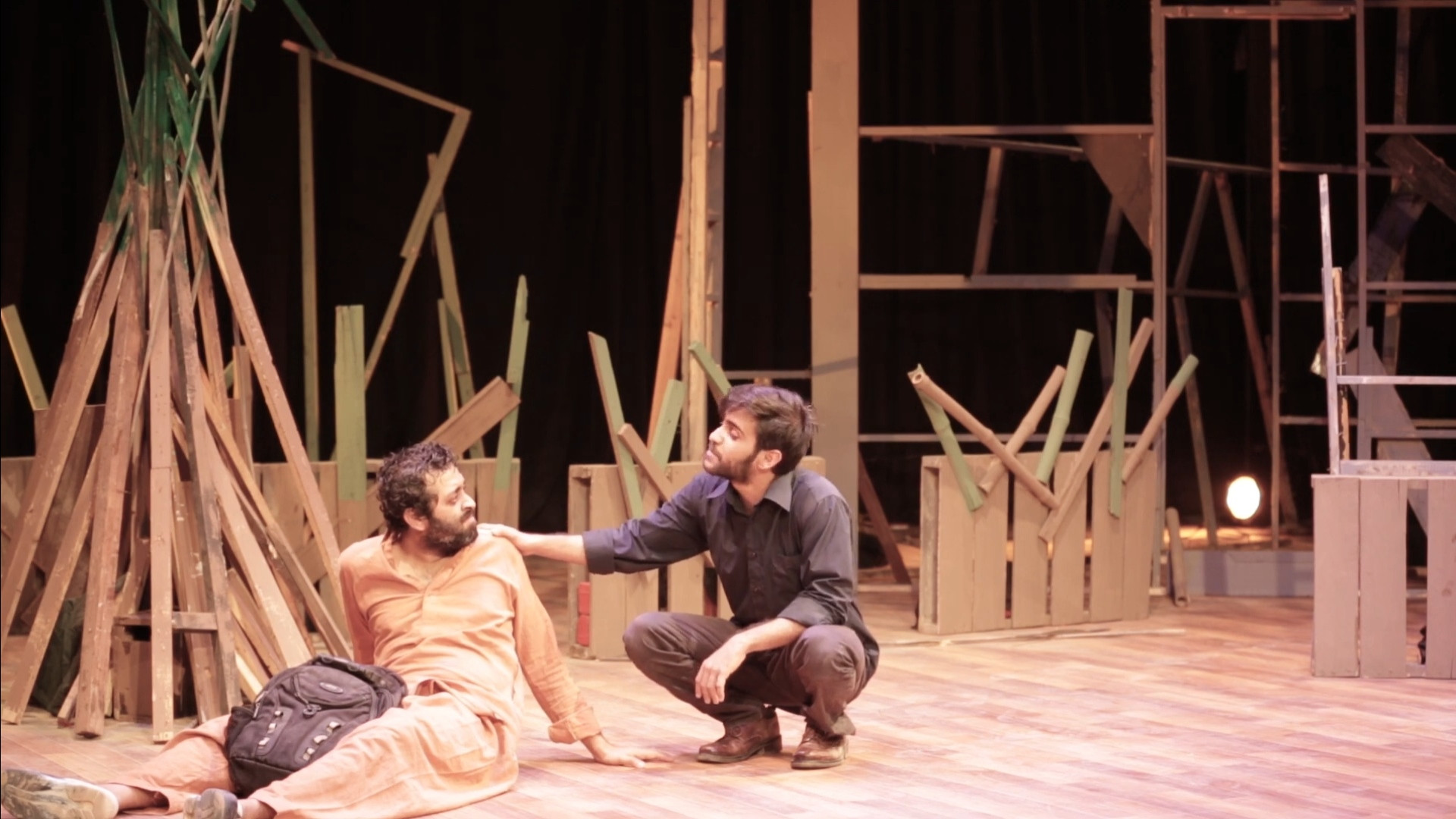 a still from the digitally released play pakkay dost starring farhan alam and zain qureshi