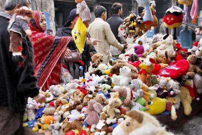 ditch the malls the bazaars are where the fun is at ditch the malls the bazaars are where the fun is at