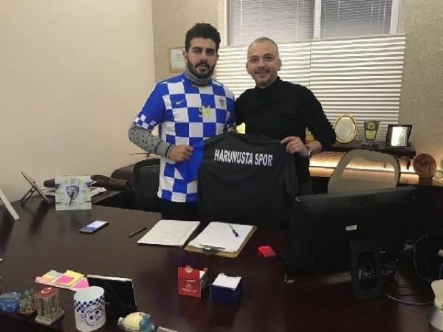 turkish football club buys player using bitcoin photo yeniakit