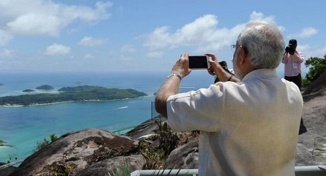 indian pm narendra modi in seychelles photo pib indian pm narendra modi in seychelles photo pib