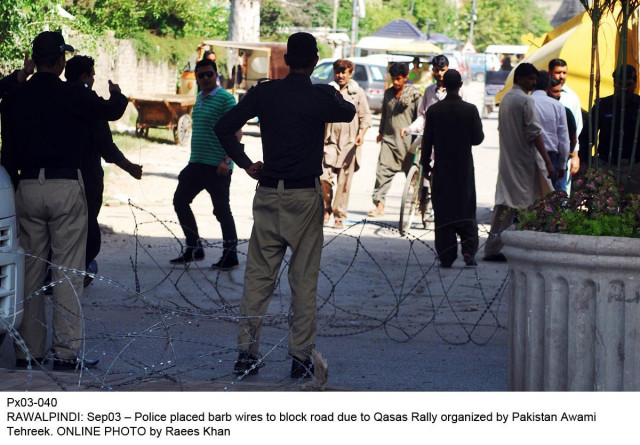 the operation was carried out by mpte inspector with the help of rawalpindi police photo express file the operation was carried out by mpte inspector with the help of rawalpindi police photo express file