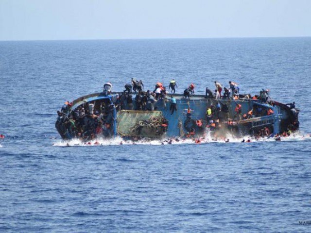 rescue workers say ten bodies two libyan and eight pakistani nationals have been recovered photo afp