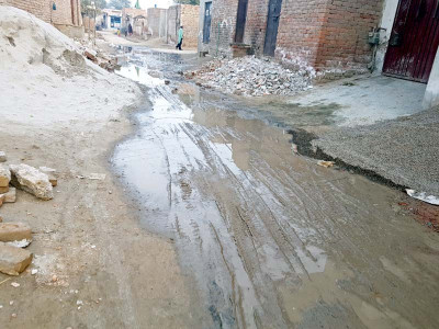 neglected for years bahawalpur s largest slum wading in its own filth