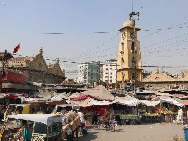 lea market in karachi is overrun with encroachments and street side stalls and the sc wants the kmc to remove all such illegal set ups photo online lea market in karachi is overrun with encroachments and street side stalls and the sc wants the kmc to remove all such illegal set ups photo online