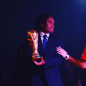 pakistan welcomes fifa world cup trophy