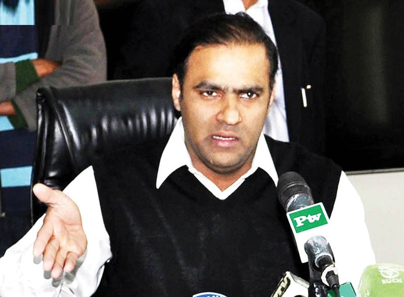 minister of state for power slams imran khan sheikh rashid photol file