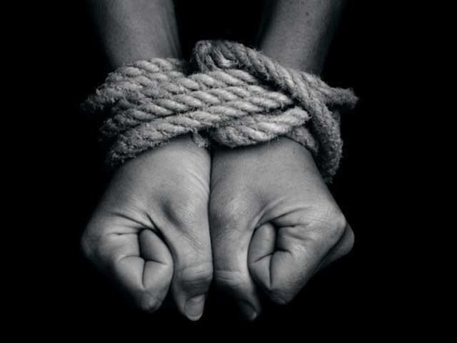 smuggling attempt girl kidnapped from peshawar
