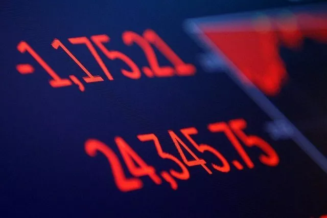 the final numbers of the day are shown above the floor of the new york stock exchange in new york us february 5 2018 photo reuters the final numbers of the day are shown above the floor of the new york stock exchange in new york us february 5 2018 photo reuters
