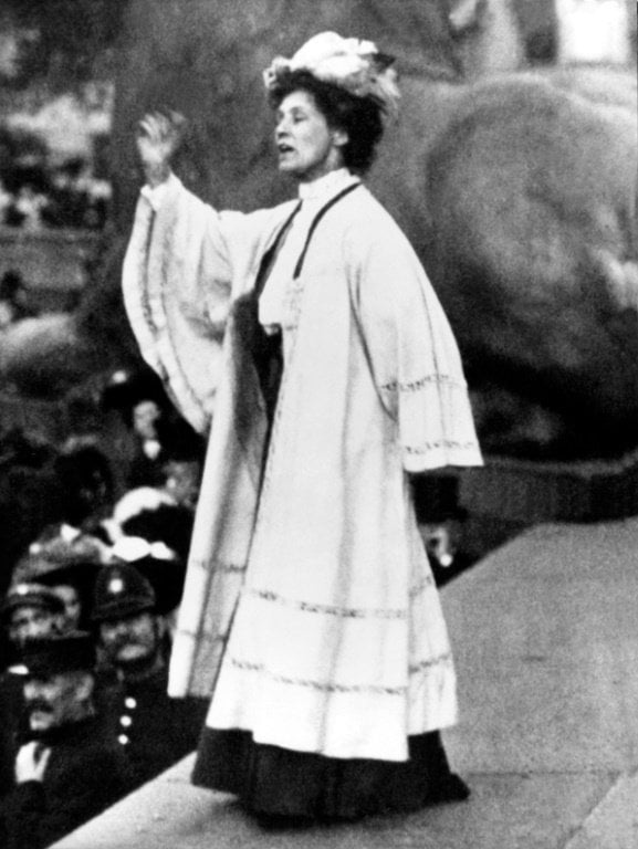 fawcett was a quot suffragiste quot a campaigner for voting rights through non violent action her statue to be placed next to winston churchill photo afp