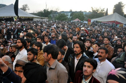 malala expresses solidarity with pashtunlongmarch