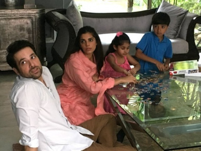 aakhri station derailing labels aakhri station derailing labels