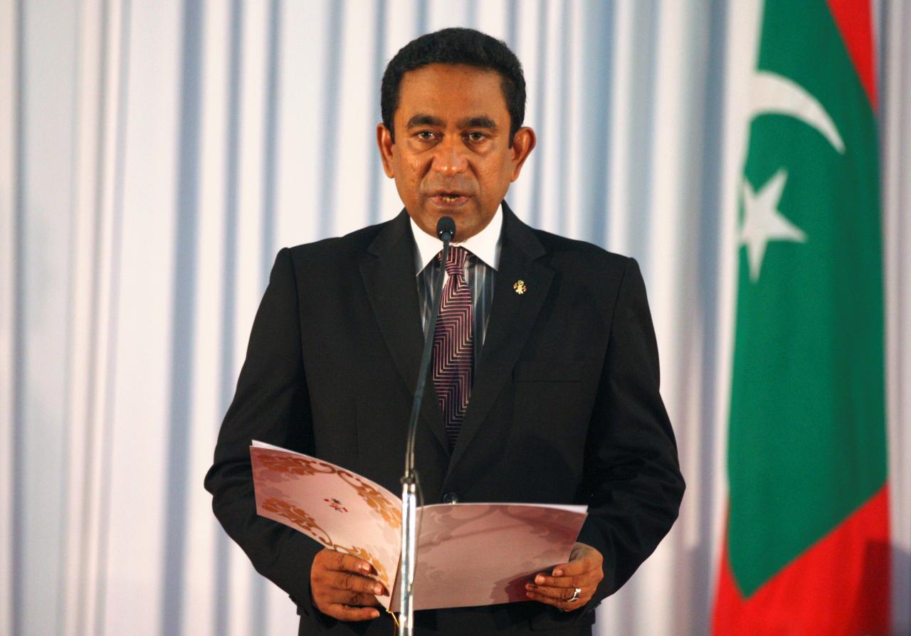 abdulla yameen takes his oath as the president of maldives during a swearing in ceremony at the parliament in male photo reuters