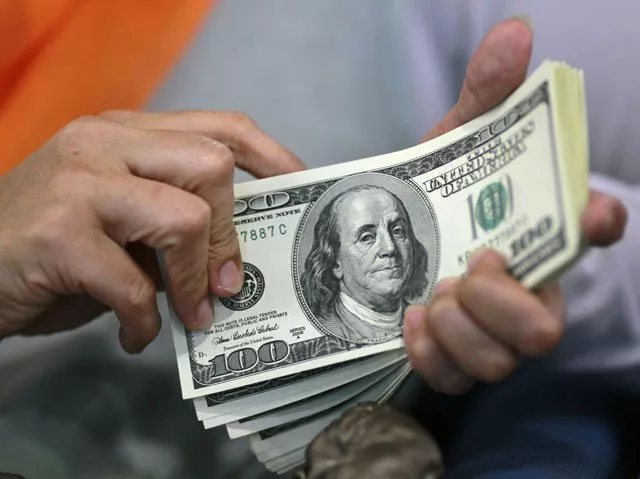 overall overseas pakistani workers remitted 11 383b in seven months of ongoing fiscal year photo reuters overall overseas pakistani workers remitted 11 383b in seven months of ongoing fiscal year photo reuters