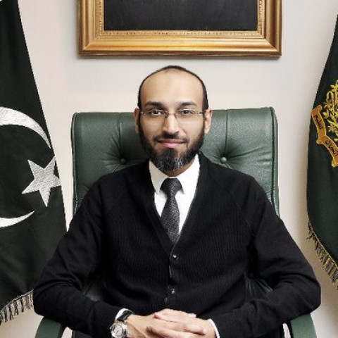 nadra chairman usman mobin photo twitter