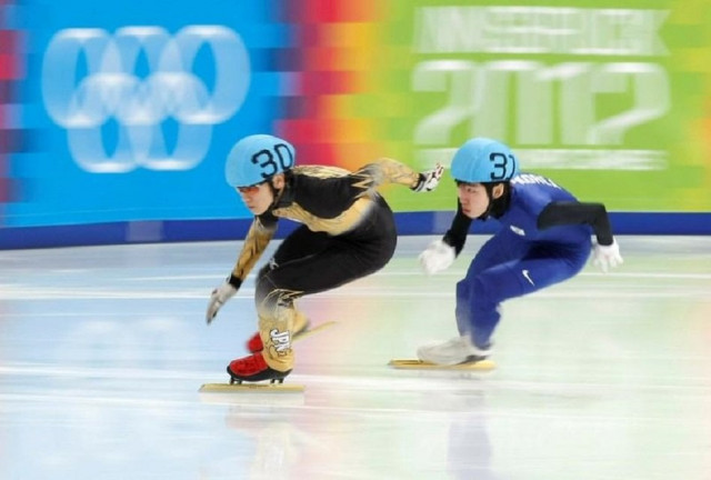 japan 039 s kei saito skates ahead of south korea 039 s lim hyo jun during the men 039 s 500m short track semi finals at the first winter youth olympic games in innsbruck january 19 2012 photo reuters japan 039 s kei saito skates ahead of south korea 039 s lim hyo jun during the men 039 s 500m short track semi finals at the first winter youth olympic games in innsbruck january 19 2012 photo reuters