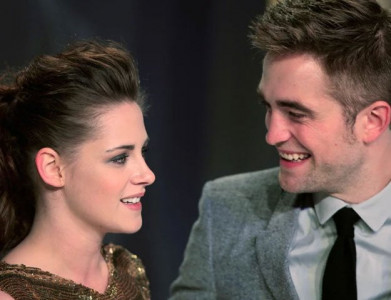 twilight star robert pattinson says he does not believe in true love twilight star robert pattinson says he does not believe in true love