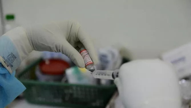 multan concluded a camp to administer swine flu vaccines to journalists photo afp multan concluded a camp to administer swine flu vaccines to journalists photo afp