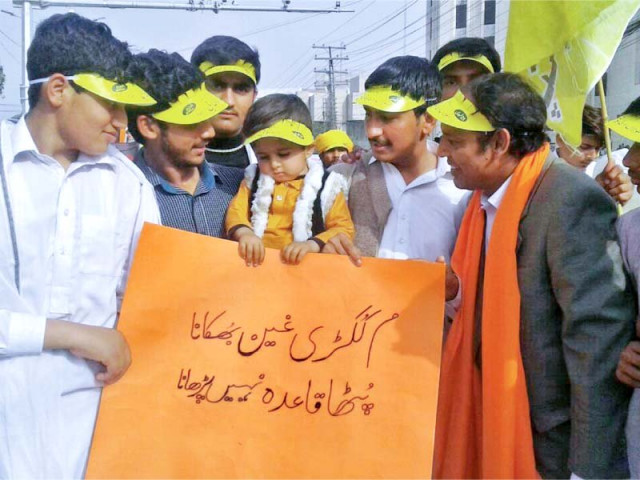 protesters demand mandatory status for punjabi photo express protesters demand mandatory status for punjabi photo express