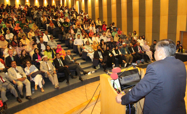 photo courtesy ziauddin university photo courtesy ziauddin university