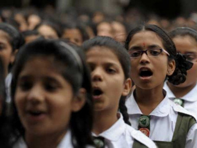 india crash leaves 9 school children dead 20 injured india crash leaves 9 school children dead 20 injured