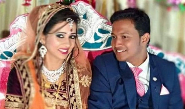 couple receive unnamed parcel containing bomb five days after their wedding photo courtesy ndtv couple receive unnamed parcel containing bomb five days after their wedding photo courtesy ndtv
