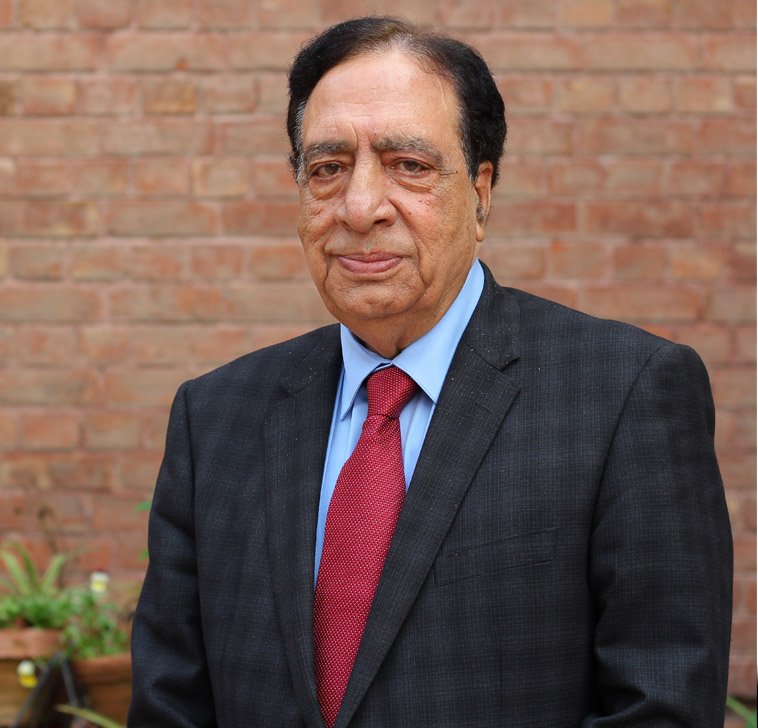 attaul haq qasmi former ptv chairperson