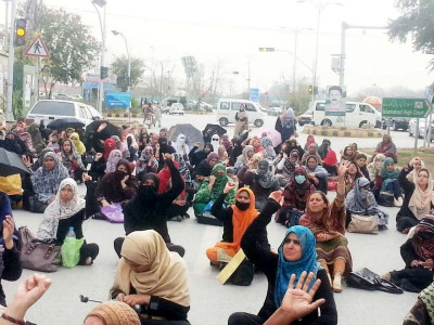 unpaid for nine months daily wagers block road outside fde