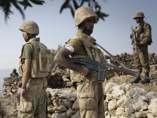corps commander lauds effective and professional response of pakistani troops to unethical indian ceasefire violations photo file corps commander lauds effective and professional response of pakistani troops to unethical indian ceasefire violations photo file