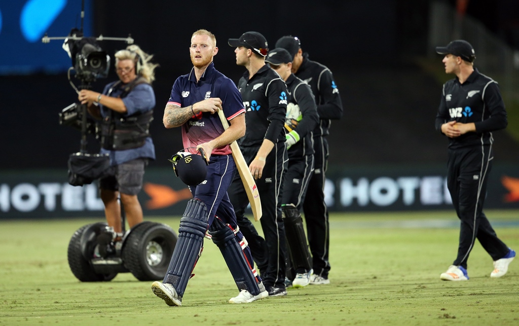 just what england ordered ben stokes took two wickets for 42 then hit an unbeaten 63 as the visitors easily chased down new zealand 039 s target of 224 at mount maunganui photo afp