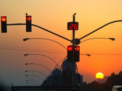 smooth traffic flow remove encroachments from city roads