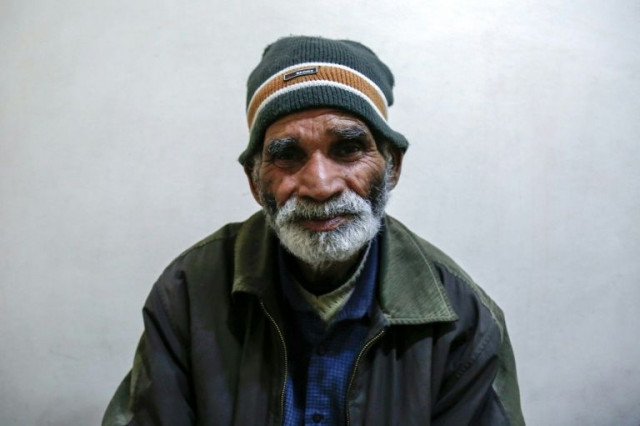 mohammad akram a pakistani living in syria since 1974 has been evacuated with his wife saghran bibi from the besieged rebel enclave of eastern ghouta the only known civilians to have left since a quot humanitarian pause quot took effect photo afp mohammad akram a pakistani living in syria since 1974 has been evacuated with his wife saghran bibi from the besieged rebel enclave of eastern ghouta the only known civilians to have left since a quot humanitarian pause quot took effect photo afp