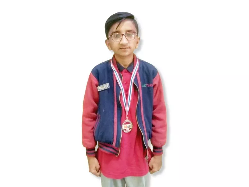 young math wiz credits his achievement to father young math wiz credits his achievement to father