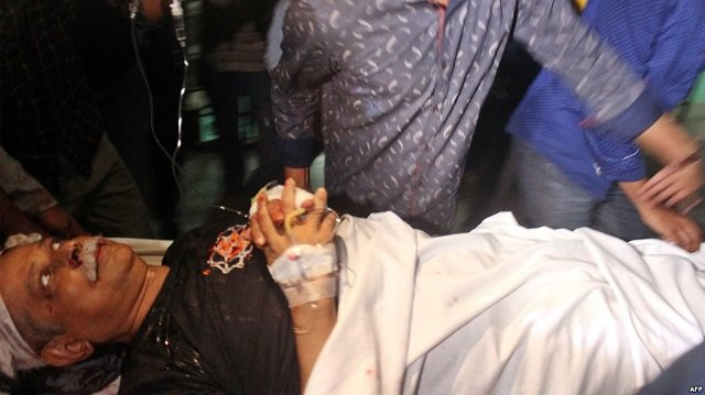 zafar iqbal activist and bestselling science fiction writer lies on a stretcher at sylhet mag osmani medical college after he was stabbed in the university campus in sylhet on march 3 2018 photo afp