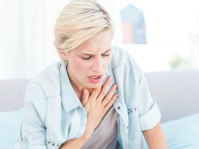 7 heart attack symptoms women should not ignore 7 heart attack symptoms women should not ignore