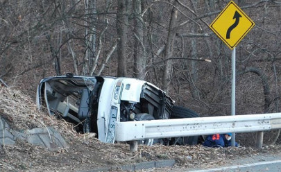 wedding party truck accident kills 25 in india wedding party truck accident kills 25 in india