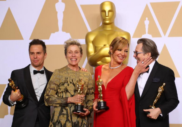 oscar acting winners sam rockwell frances mcdormand allison janney and gary oldman pose backstage photo reuters oscar acting winners sam rockwell frances mcdormand allison janney and gary oldman pose backstage photo reuters