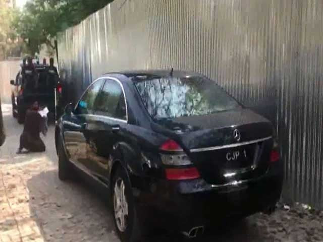 the top judge did not hear his plea and shahbaz was removed by police officials photo express the top judge did not hear his plea and shahbaz was removed by police officials photo express