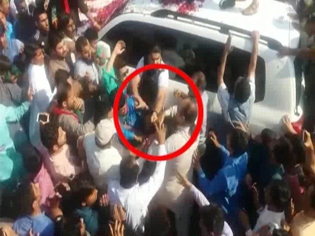 suspect reportedly admits being directed by rana sanaullah 039 s son in law to hurl shoe at pti chief screengrab