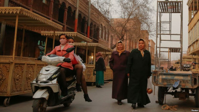 chinese crackdown in xinjiang separates pakistanis from uighur wives