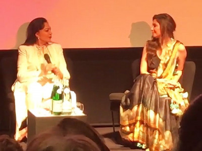 bollywood veteran simi garewal shares stage with mahira khan in london bollywood veteran simi garewal shares stage with mahira khan in london