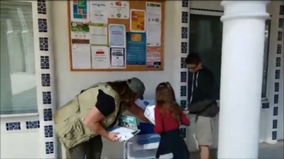 arizona women talk children into vandalising mosque in distressing video