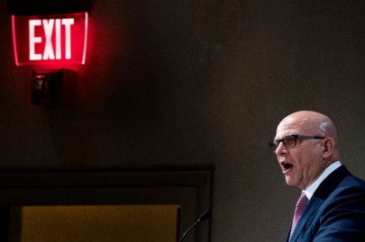 trump to oust national security advisor hr mcmaster says report