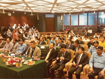 chinese students briefed on security threats chinese students briefed on security threats