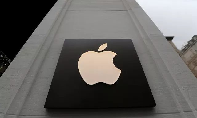 the company 039 s logo is seen outside austria 039 s first apple store during a media preview photo reuters the company 039 s logo is seen outside austria 039 s first apple store during a media preview photo reuters