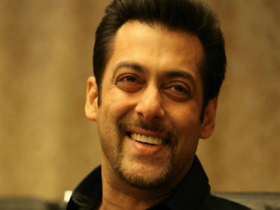 salman khan reveals first look for race 3