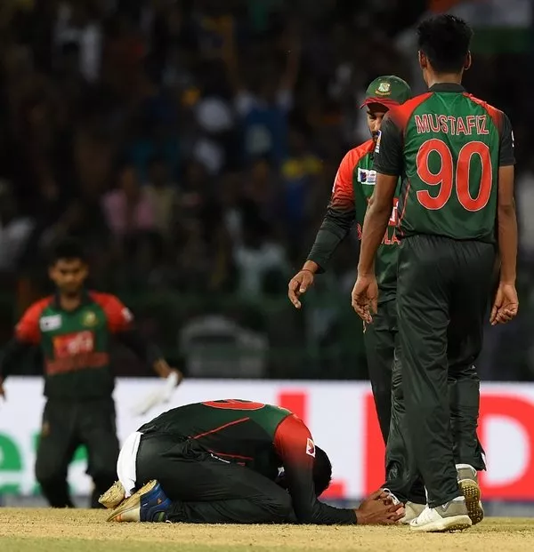 nearly there bangladesh pushed their illustrious neighbours india all the way in sunday 039 s final before dinesh karthik smashed a six off the last ball to secure a four wicket win photo afp nearly there bangladesh pushed their illustrious neighbours india all the way in sunday 039 s final before dinesh karthik smashed a six off the last ball to secure a four wicket win photo afp