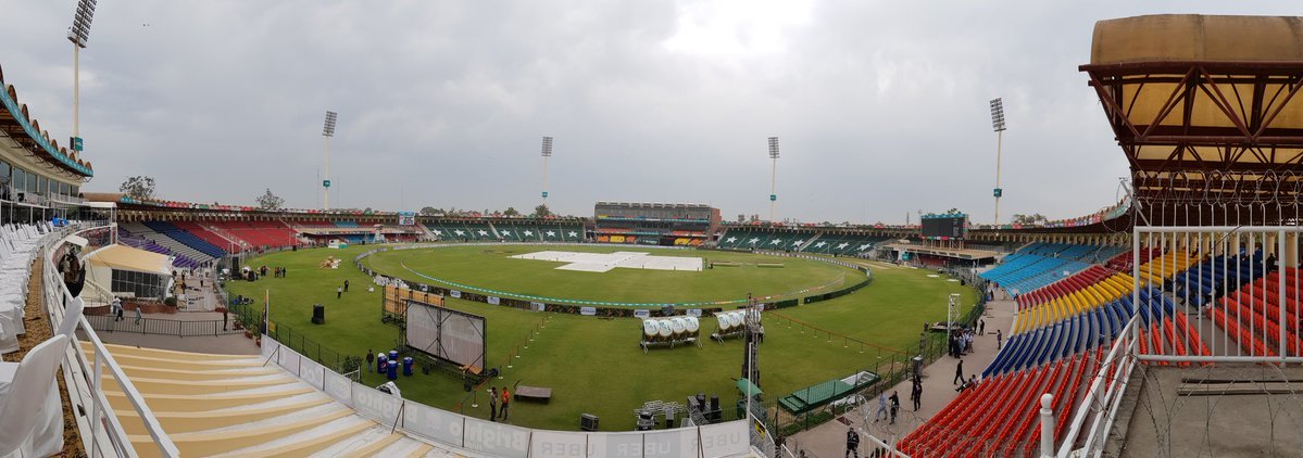 showers are expected in lahore on tuesday during the peshawar quetta eliminator photo courtesy psl