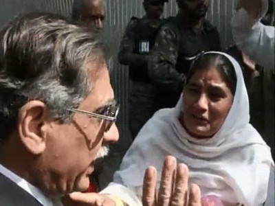 cjp stops his motorcade to hear a wailing mother s plea cjp stops his motorcade to hear a wailing mother s plea