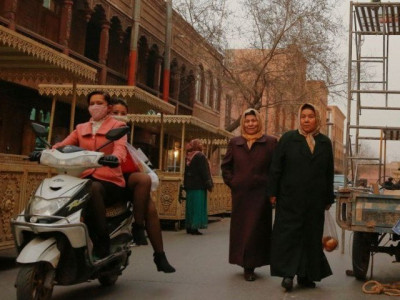 pakistanis distressed as uighur wives vanish in china dragnet